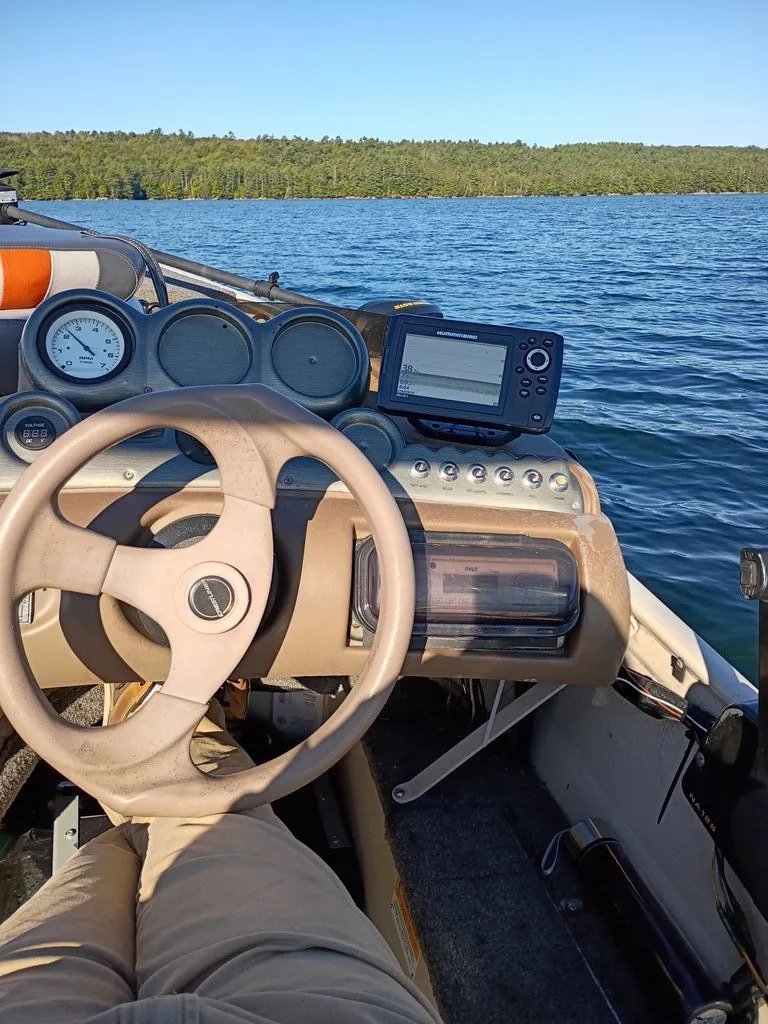 Slide: The Image of Crestliner Angler 14 2001 - 6