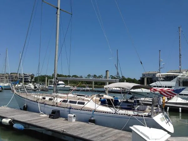 Slide: The Image of Warwick Cardinal Sloop 1985 - 3