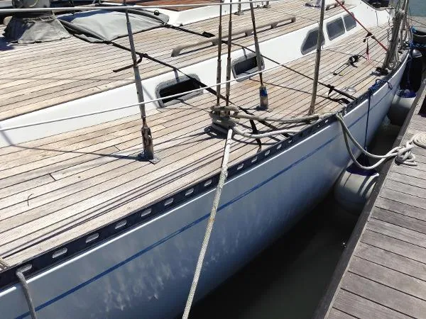 Slide: The Image of Warwick Cardinal Sloop 1985 - 4