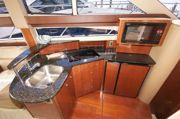 Slide: The Image of Meridian 391 Motor Yacht 2008 - 4