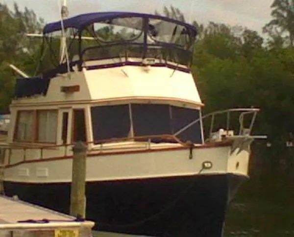 Slide: The Image of Grand Banks Classic Aft Cabin 1974 - 3