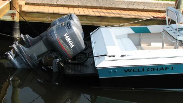 Slide: The Image of Wellcraft Scarab Sport 302 1990 - 4