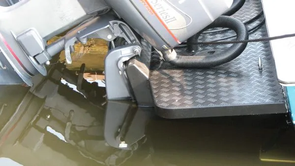 Slide: The Image of Wellcraft Scarab Sport 302 1990 - 5