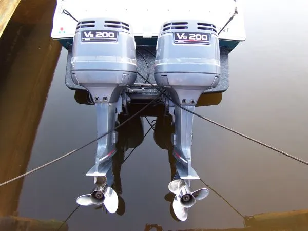 Slide: The Image of Wellcraft Scarab Sport 302 1990 - 6