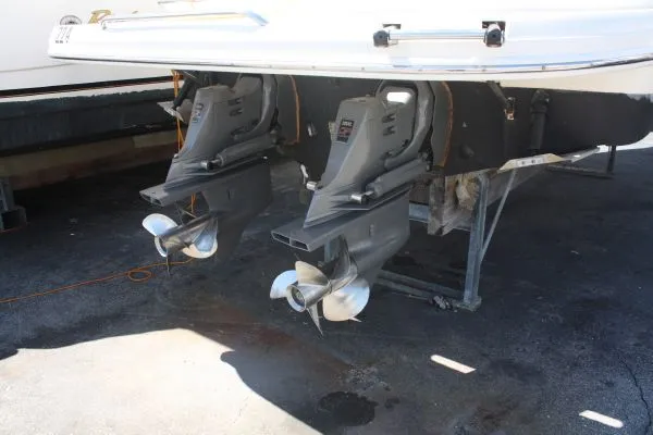 Slide: The Image of Chaparral 290 Signature Cruiser 2005 - 6