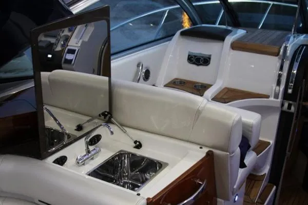 Slide: The Image of Mastercraft 300 33'9"FT LOA 11FT BEAM 2011 - 7