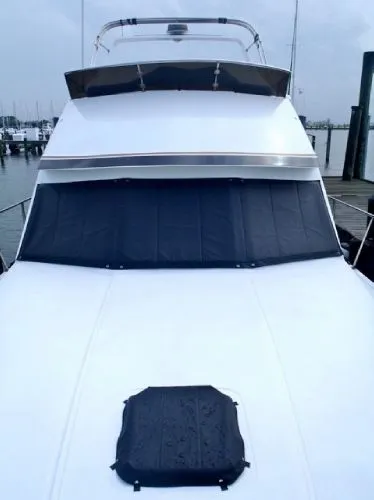 Slide: The Image of Sterling Grand Cayman Motor Yacht 2000 - 3
