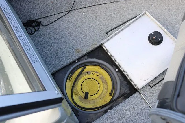 Slide: The Image of Tracker Pro V Guide 16 2016 - 11