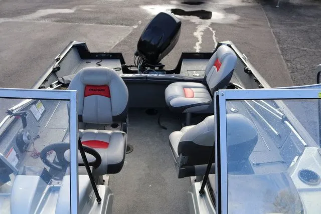 Slide: The Image of Tracker Pro V Guide 16 2016 - 13