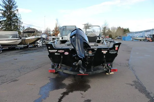 Slide: The Image of Tracker Pro V Guide 16 2016 - 20