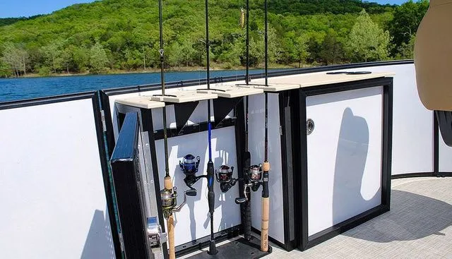 The Image of Lowe LF 194 2026 - 1