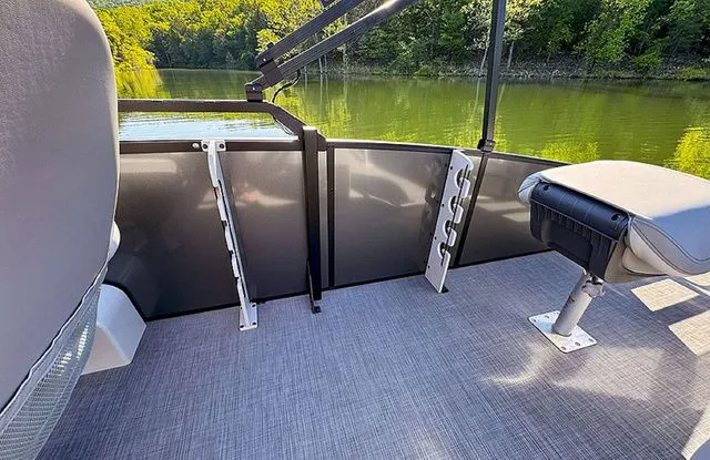 Slide: The Image of Lowe LF 214 2026 - 11