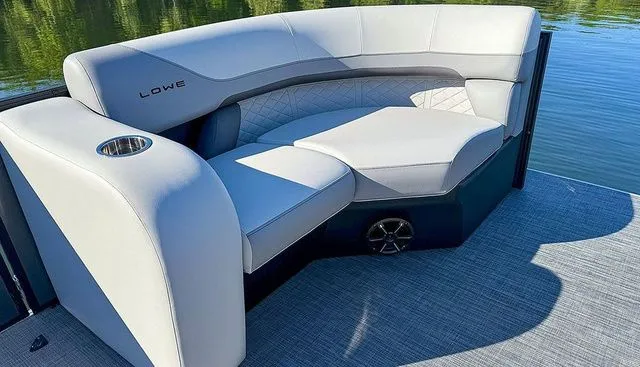 Slide: The Image of Lowe LF 214 2026 - 8