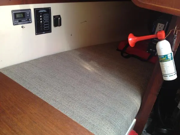 Slide: The Image of Canadian Sailcraft CS36T 1981 - 10