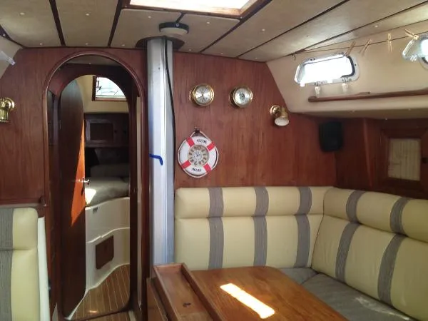 Slide: The Image of Canadian Sailcraft CS36T 1981 - 8