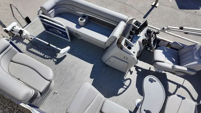 Slide: The Image of Bennington 20SV 2020 - 15