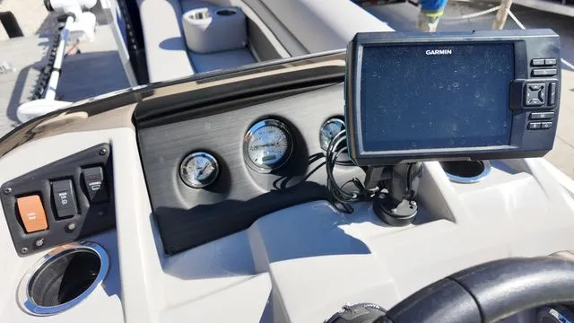 Slide: The Image of Bennington 20SV 2020 - 23