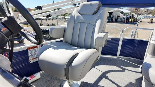 Slide: The Image of Bennington 20SV 2020 - 24