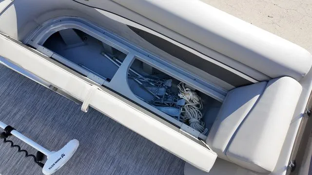 Slide: The Image of Bennington 20SV 2020 - 27