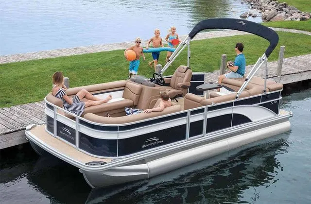 Slide: The Image of Bennington 20SV 2020 - 3