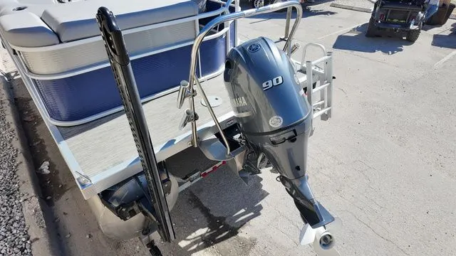 Slide: The Image of Bennington 20SV 2020 - 7