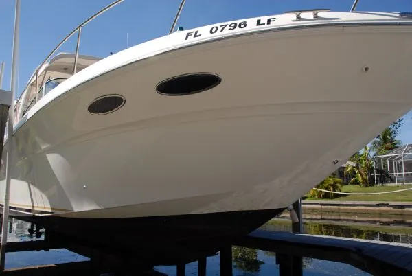 Slide: The Image of Sea Ray 310 Sundancer 2000 - 8