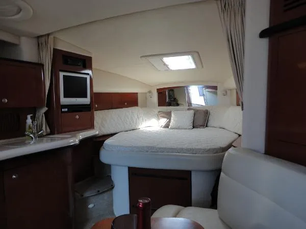 Slide: The Image of Sea Ray 32 Sundancer 320 2005 - 1
