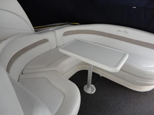 Slide: The Image of Sea Ray 32 Sundancer 320 2005 - 5