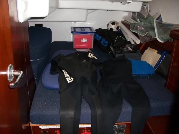 Slide: The Image of Beneteau USA 473 2004 - 10