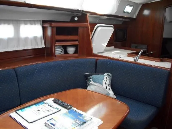 Slide: The Image of Beneteau USA 473 2004 - 6