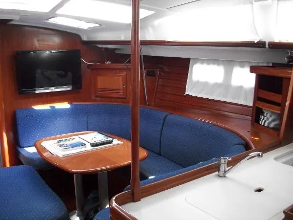 Slide: The Image of Beneteau USA 473 2004 - 7
