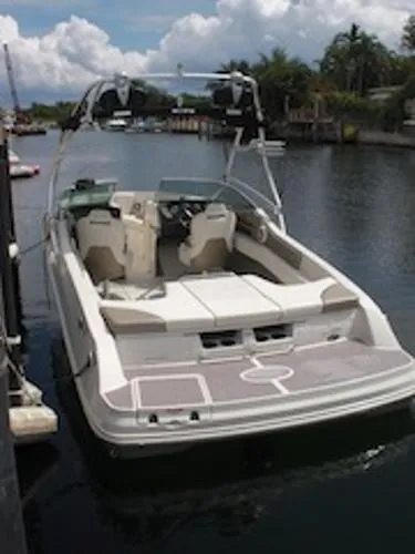 Slide: The Image of Sea Ray 230 Select 2007 - 7