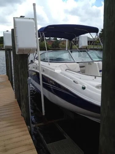 Slide: The Image of Hurricane Godfrey Sundeck 2600 Sun deck 2009 - 9