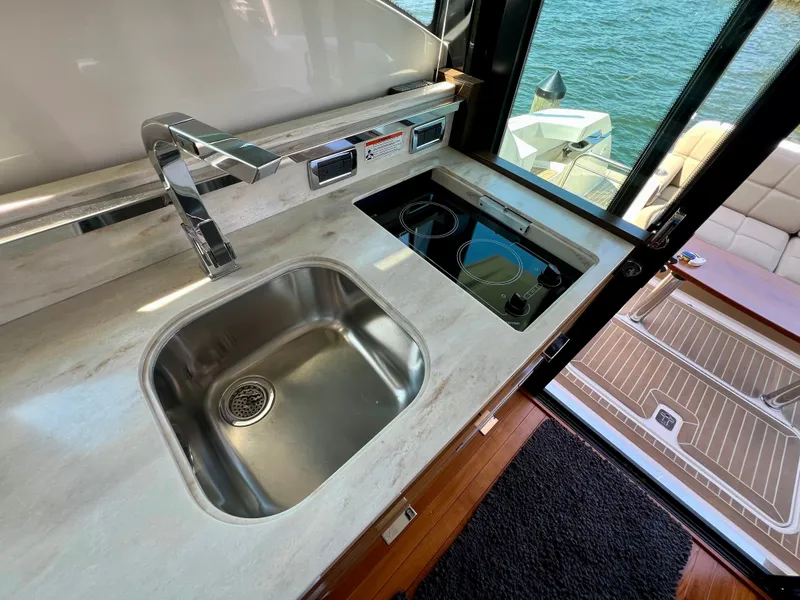 Slide: The Image of Tiara C39 Coupe 2016 - 23