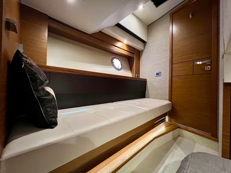 Slide: The Image of Tiara C39 Coupe 2016 - 28