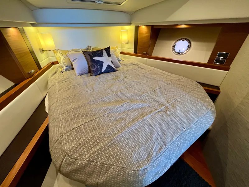 Slide: The Image of Tiara C39 Coupe 2016 - 4