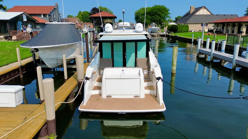 Slide: The Image of Tiara C39 Coupe 2016 - 7