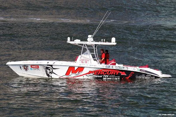 Slide: The Image of Statement 37 SUV 2011 - 0