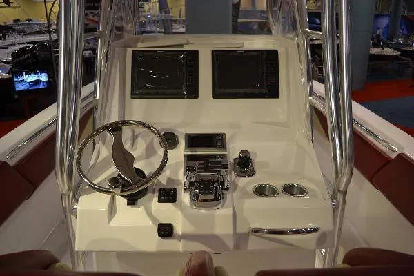 Slide: The Image of Statement 37 SUV 2011 - 7