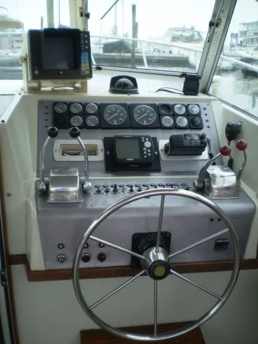 Slide: The Image of Tiara 2700 Open 1987 - 2