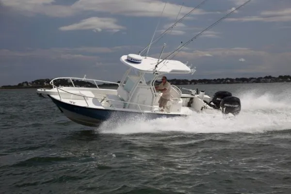 Slide: The Image of Boston Whaler - Guardian 25 2012 - 0