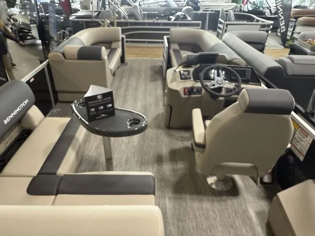 Slide: The Image of Bennington 22SFC TriToon Pontoon 2026 - 23