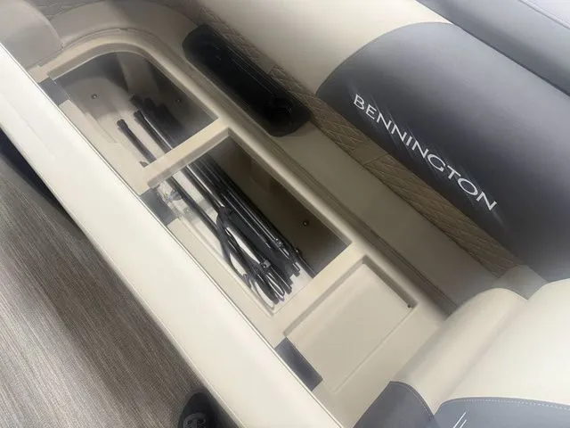 Slide: The Image of Bennington 22SFC TriToon Pontoon 2026 - 5