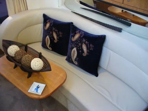 Slide: The Image of Sea Ray Sundancer 2006 - 8