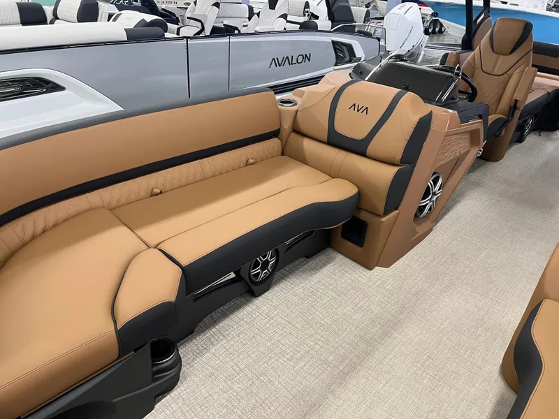 Slide: The Image of Avalon 2585 Catalina Quad Lounger Shift 2026 - 6