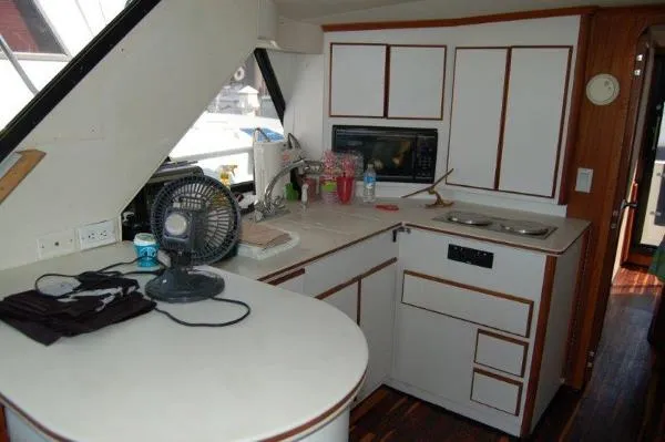 Slide: The Image of Bluewater 48 Coastal Cruiser 1990 - 6