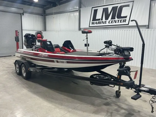 Slide: The Image of Skeeter ZX200 2012 - 11