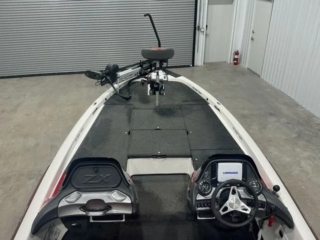 Slide: The Image of Skeeter ZX200 2012 - 13