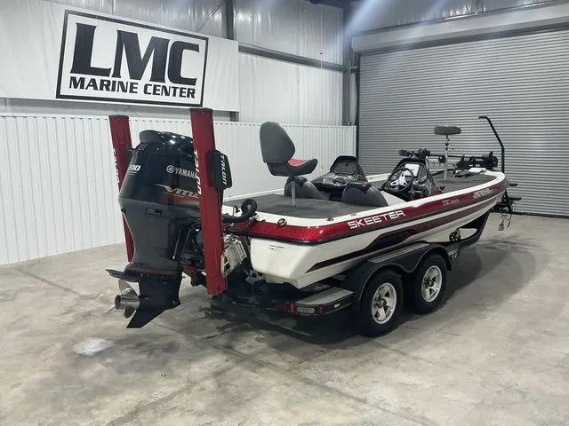 Slide: The Image of Skeeter ZX200 2012 - 3