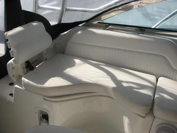 Slide: The Image of Boston Whaler 350 Defiance 2002 - 5